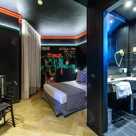 Admiral Art Hotel 4*