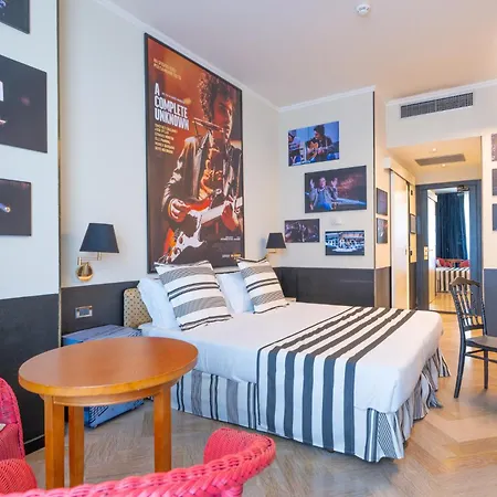 Admiral Art Hotel