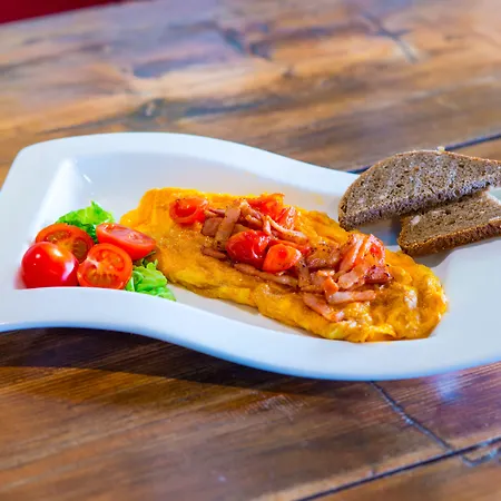 Admiral Art Hotell 4*