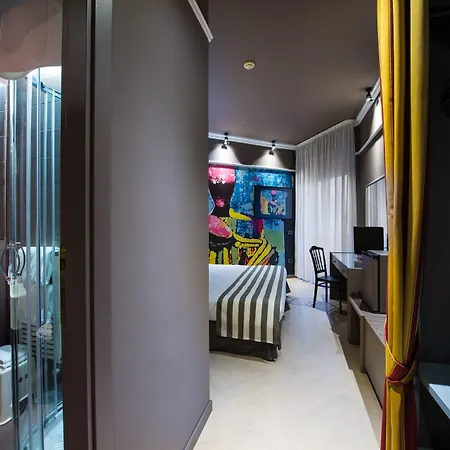 Admiral Art Hotel