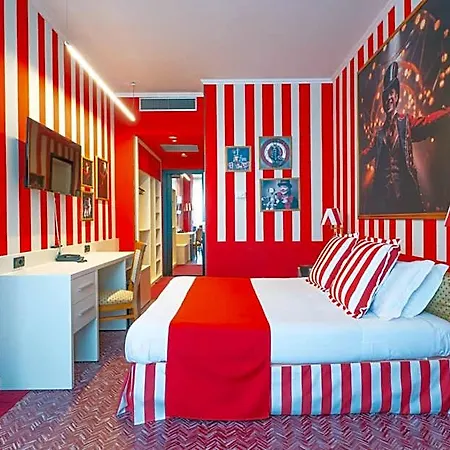 Hotel Admiral Art 4*