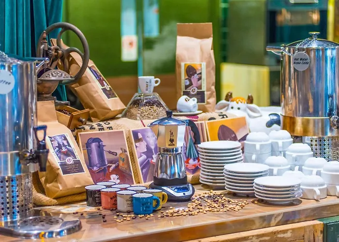 Admiral Art فندق 4*