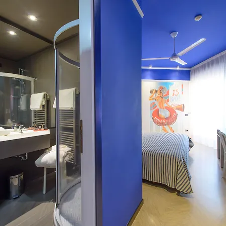 Admiral Art Szálloda