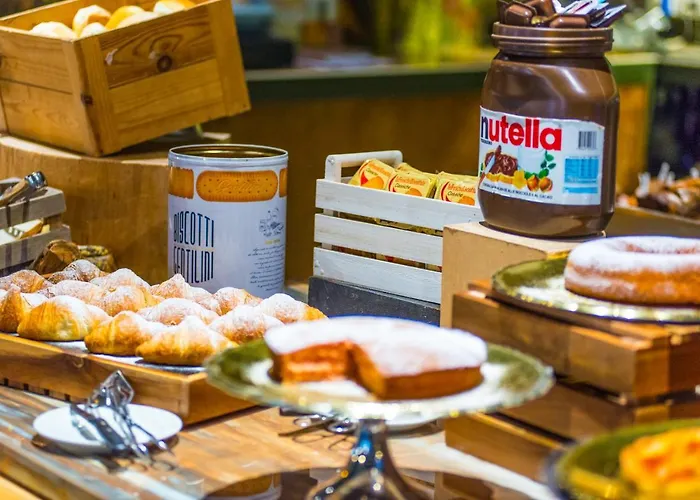 Admiral Art Szálloda 4*