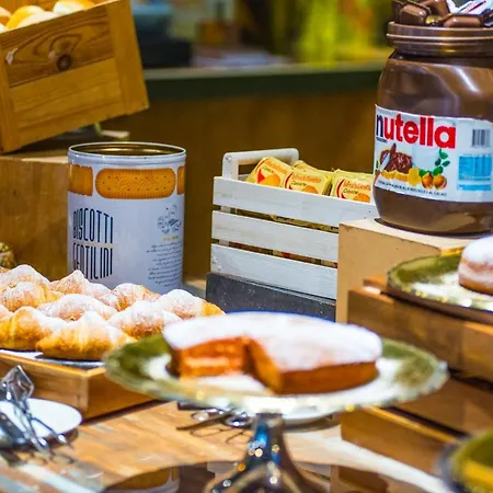 Admiral Art Hotel 4*